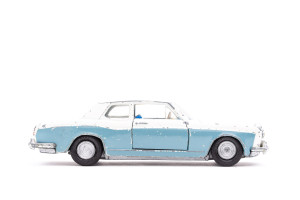 Coupé | Rolls Royce | Silver Shadow | Blau | Rückspiegel fehlt | 1960 | Corgi | Martin Sigrist