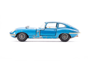 Sportwagen | Jaguar | E-Type | Blau | kleine Lackschäden | 1960 | Corgi | Martin Sigrist