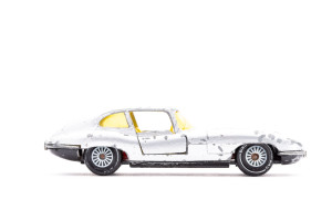 Sportwagen | Jaguar | E-Type | Weiss | Zigarettenanzünder defekt | 1960 | Siku | Patrick Gutenberg