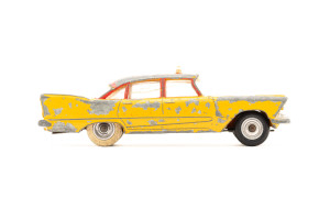 Limousine | Playmouth | Plaza | Gelb | Aschenbecher fehlt | 1950 | Dinky Toys | Peter Kreuzenkamp