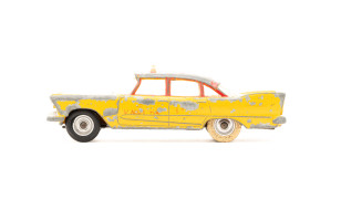Limousine | Playmouth | Plaza | Gelb | Aschenbecher fehlt | 1950 | Dinky Toys | Peter Kreuzenkamp