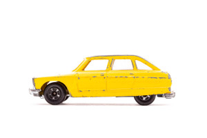 Limousine | Citroën | Ami 8 | Gelb | Sitzpolster zerschlissen | 1970 | Polystil | Remo Bräuchi